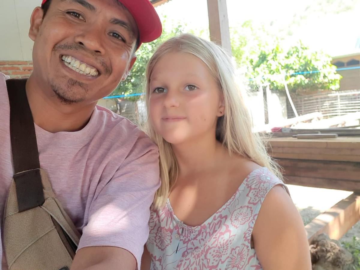 Boneputeh Homestay Taliwang Eksteriør billede