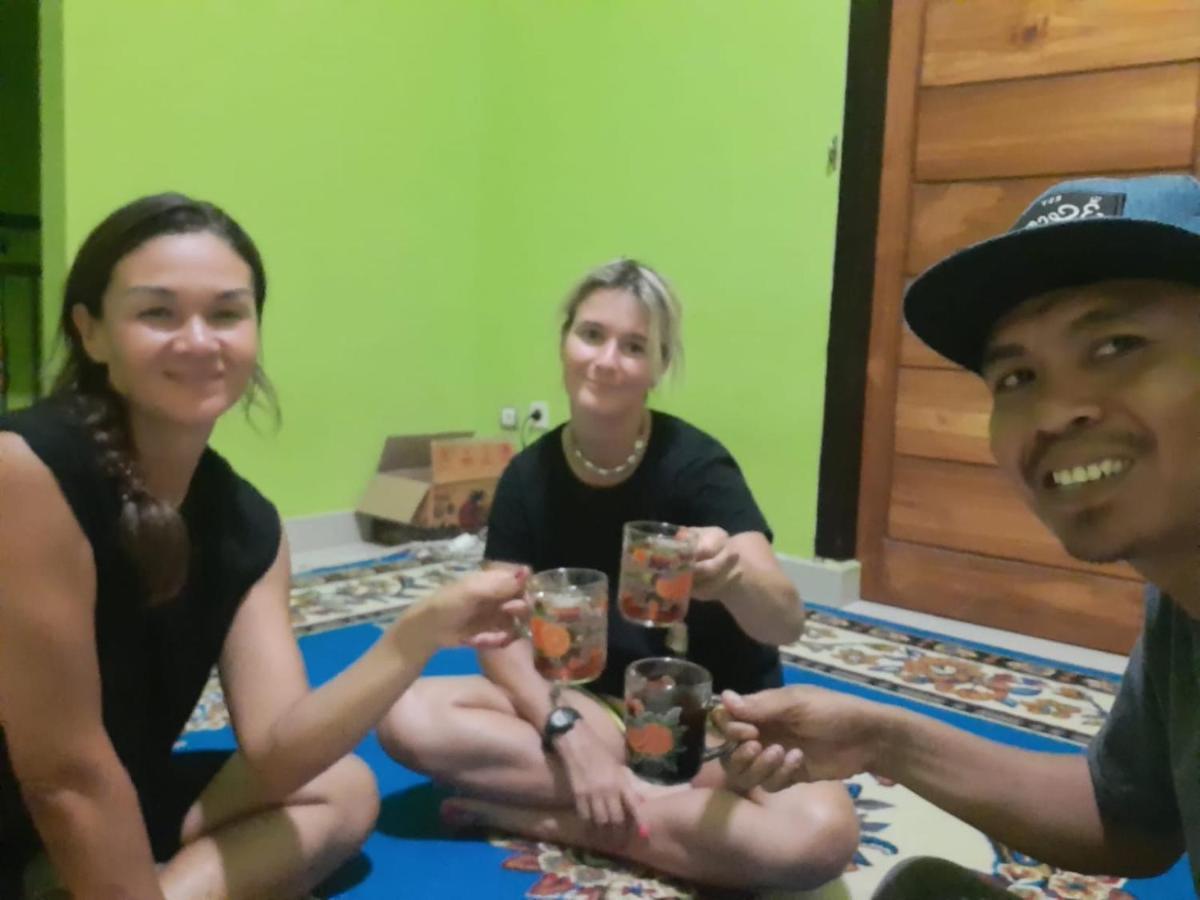 Boneputeh Homestay Taliwang Eksteriør billede