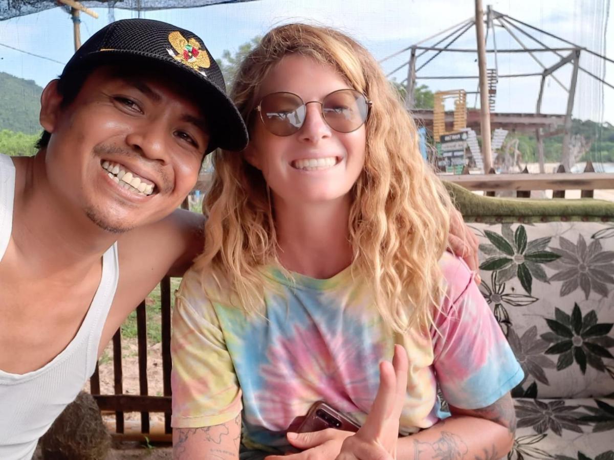 Boneputeh Homestay Taliwang Eksteriør billede