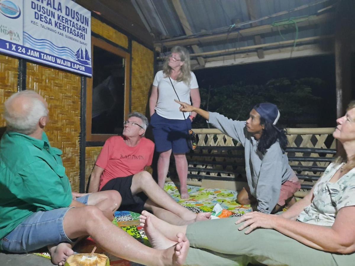 Boneputeh Homestay Taliwang Eksteriør billede