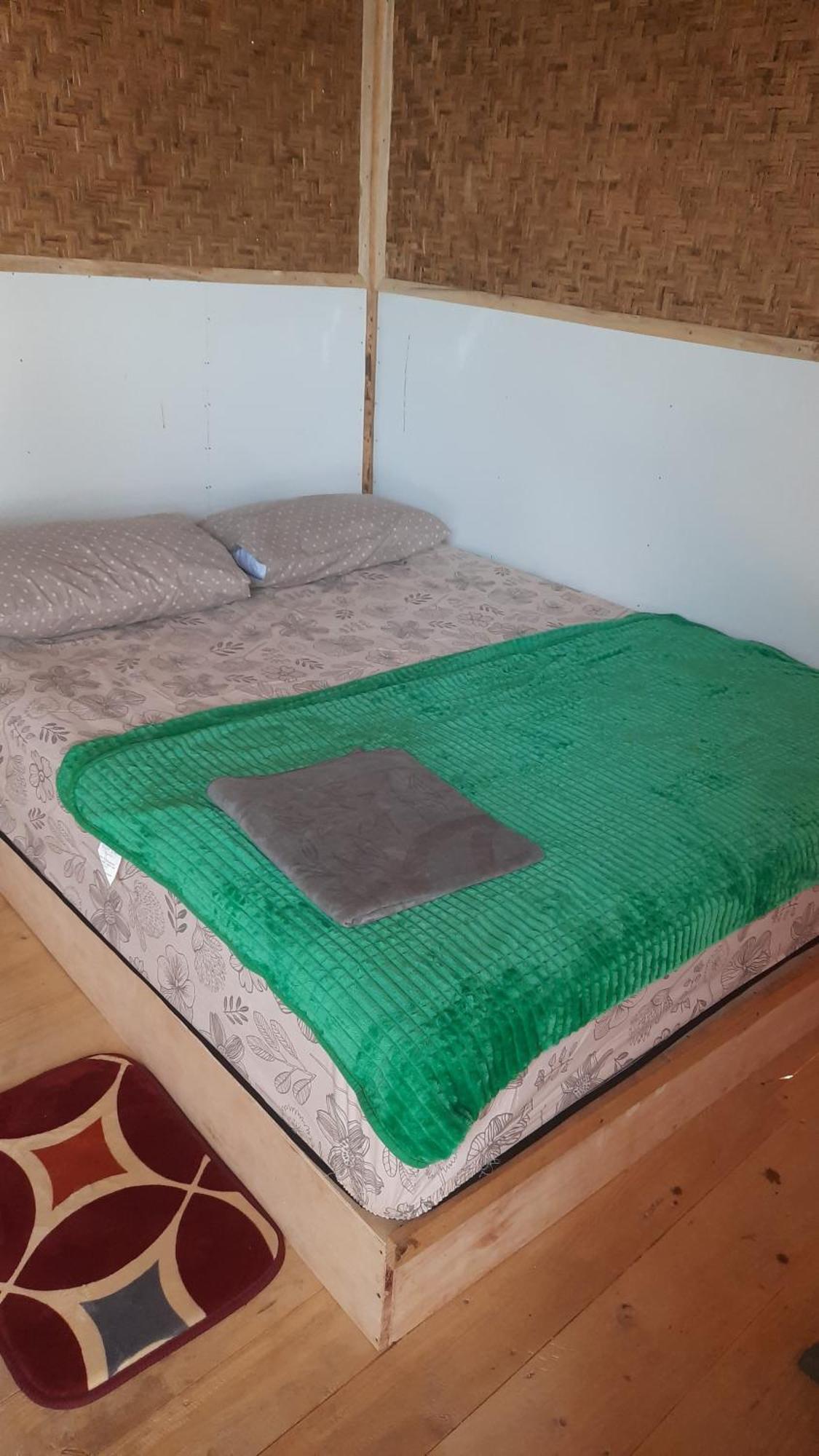 Boneputeh Homestay Taliwang Eksteriør billede