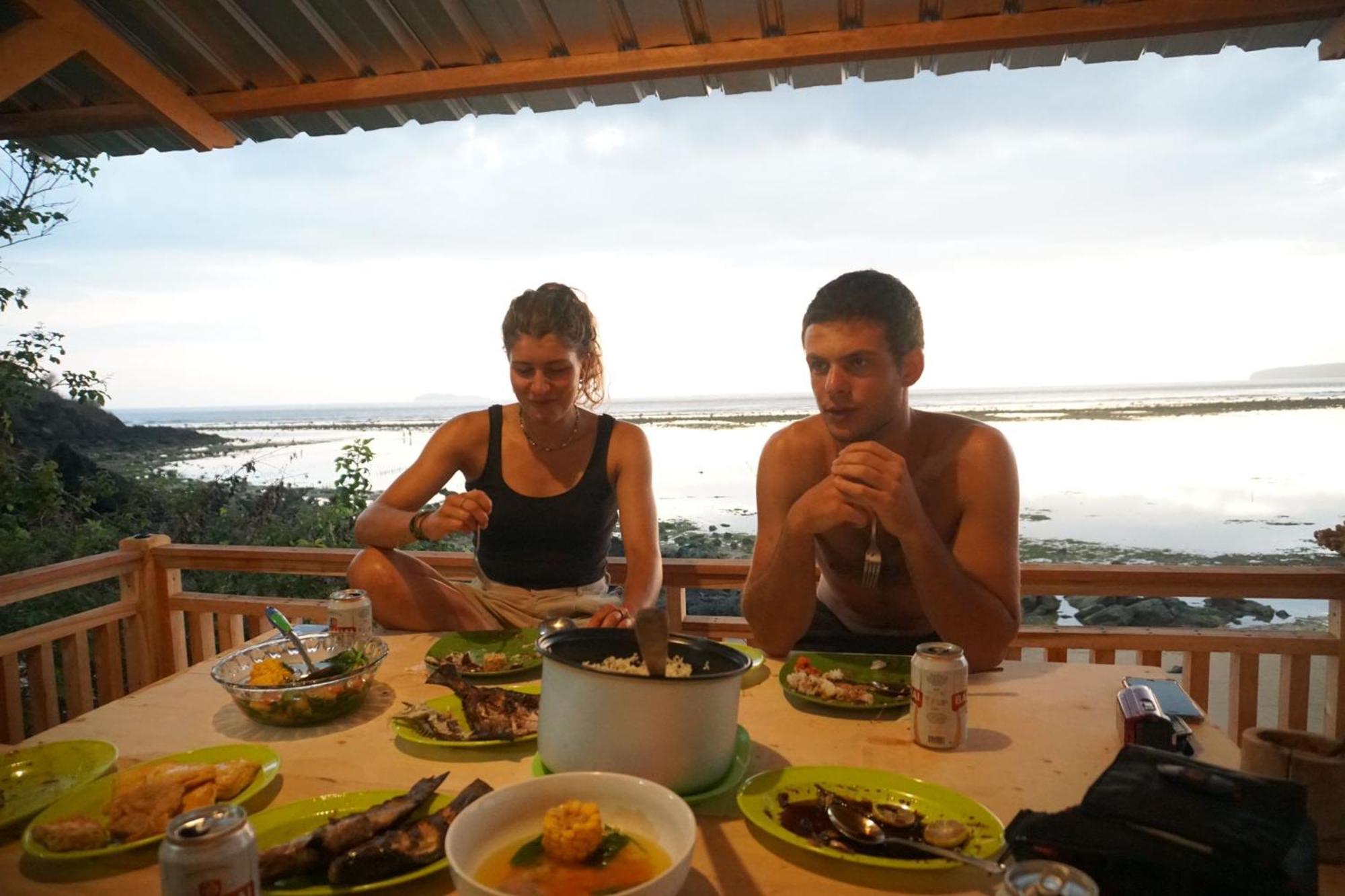 Boneputeh Homestay Taliwang Værelse billede